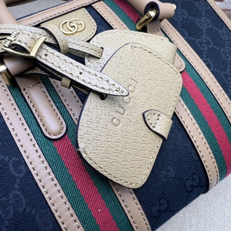 Gucci Shopping Bags